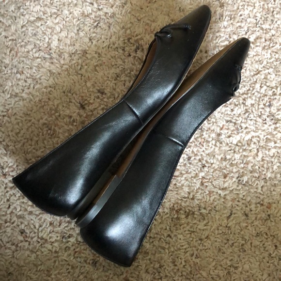 Coach Carriage Insignia Symbol Bolo Bow tie Black Real Leather Flats Size 8.5 B - Picture 6 of 9